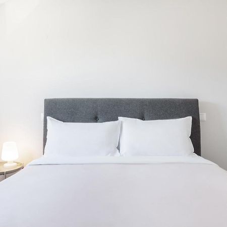 Olala Lisbon Oriente Suites C Exteriör bild